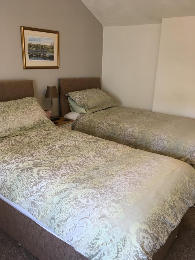Granby House Hotel Ландъндо Екстериор снимка